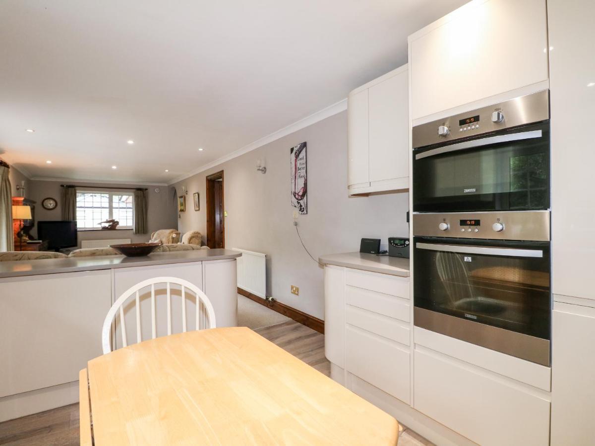 Miswells Cottages - Lake View Turners Hill Екстер'єр фото