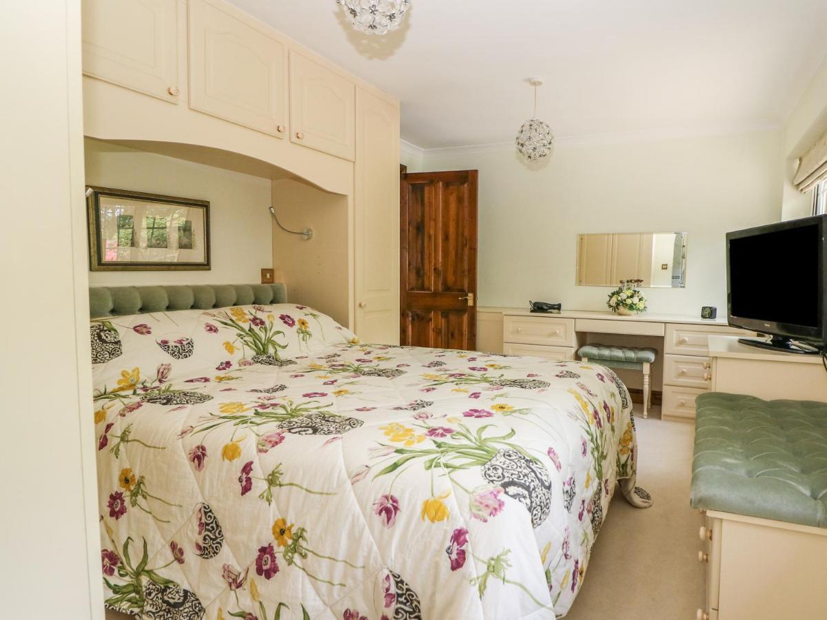 Miswells Cottages - Lake View Turners Hill Екстер'єр фото