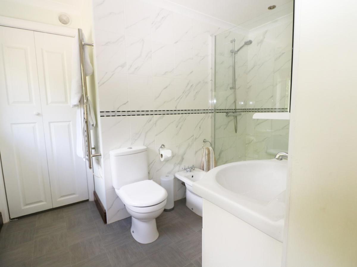 Miswells Cottages - Lake View Turners Hill Екстер'єр фото
