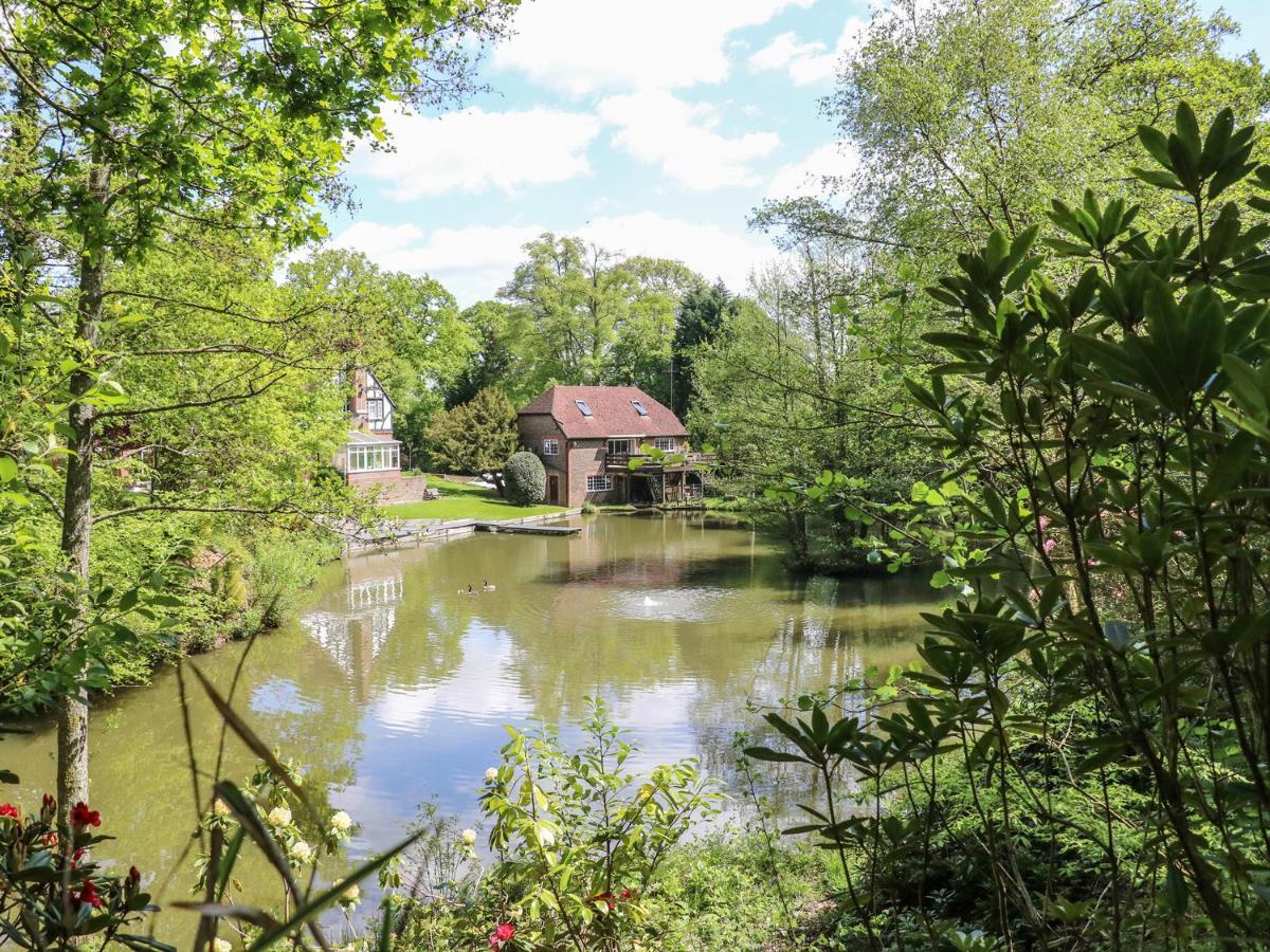 Miswells Cottages - Lake View Turners Hill Екстер'єр фото